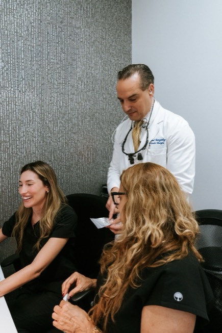 DrGSmile patient consultation