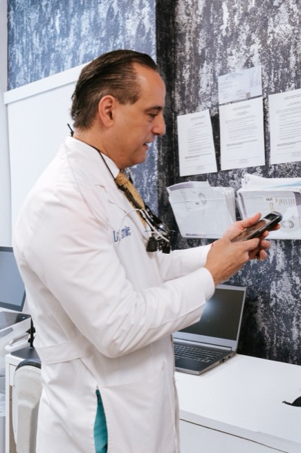 Dr. Raul Gonzalez at DrGSmile